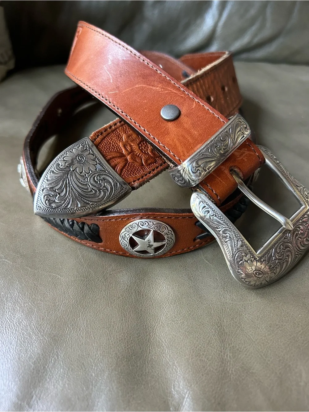 Cody James  western cow boy brown leather belt with silver conchos